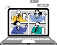 ４名のスーツを着た会社員のオンライン会議の画面が映るノートパソコンのイラスト（シンプル配色）